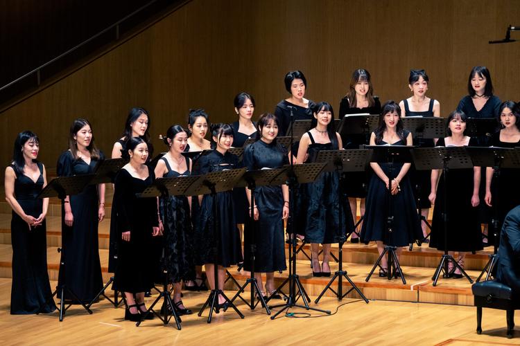 合唱指挥的艺术实践与教学策略研究——基于指挥技法与团队协作的实践探索-图3 合唱指挥的艺术实践与教学策略研究——基于指挥技法与团队协作的实践探索-图3