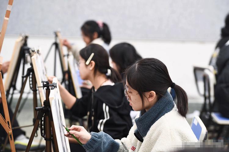 美术教育专业素质如何有效提升？-图1