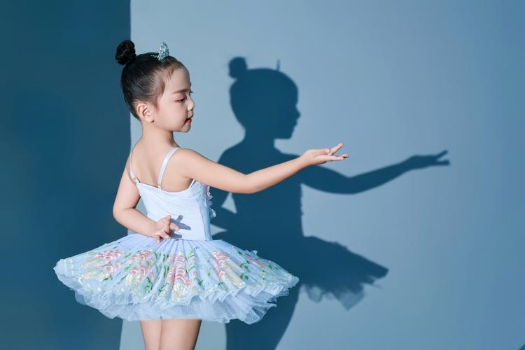 幼儿舞蹈研究,究竟有何价值与意义?-图1 幼儿舞蹈研究,究竟有何价值与意义?-图1