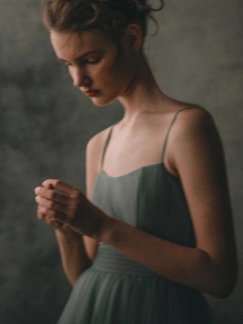 人像摄影参考文献有哪些经典推荐？-图2